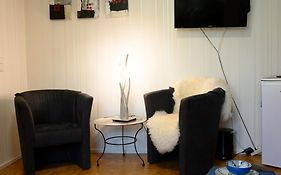 zu Hause bei Freunden